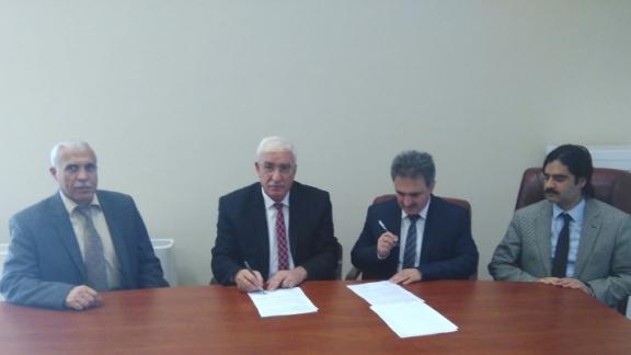 İl Müdürlüğümüz ile Siirt Üniversitesi İlahiyat Fakültesi Dekanlığı ve Siirt İl Müftülüğü Tarafından Eğitimde İşbirliği Protokolü İmzalandı.