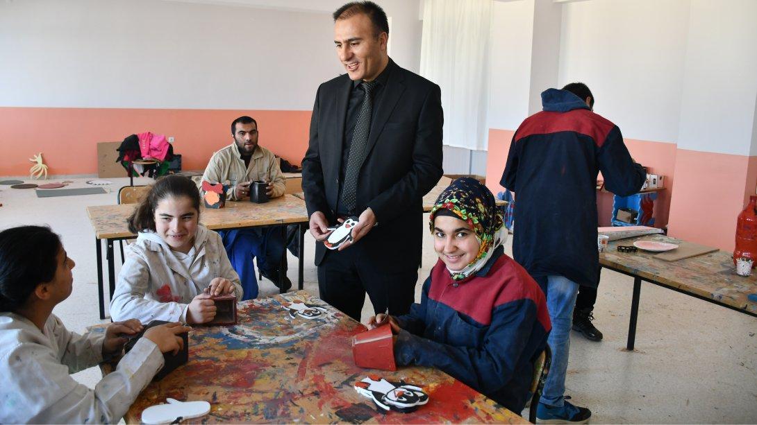 Türk Telekom Özel Eğitim İlk-Ortaokuluna Ziyaret